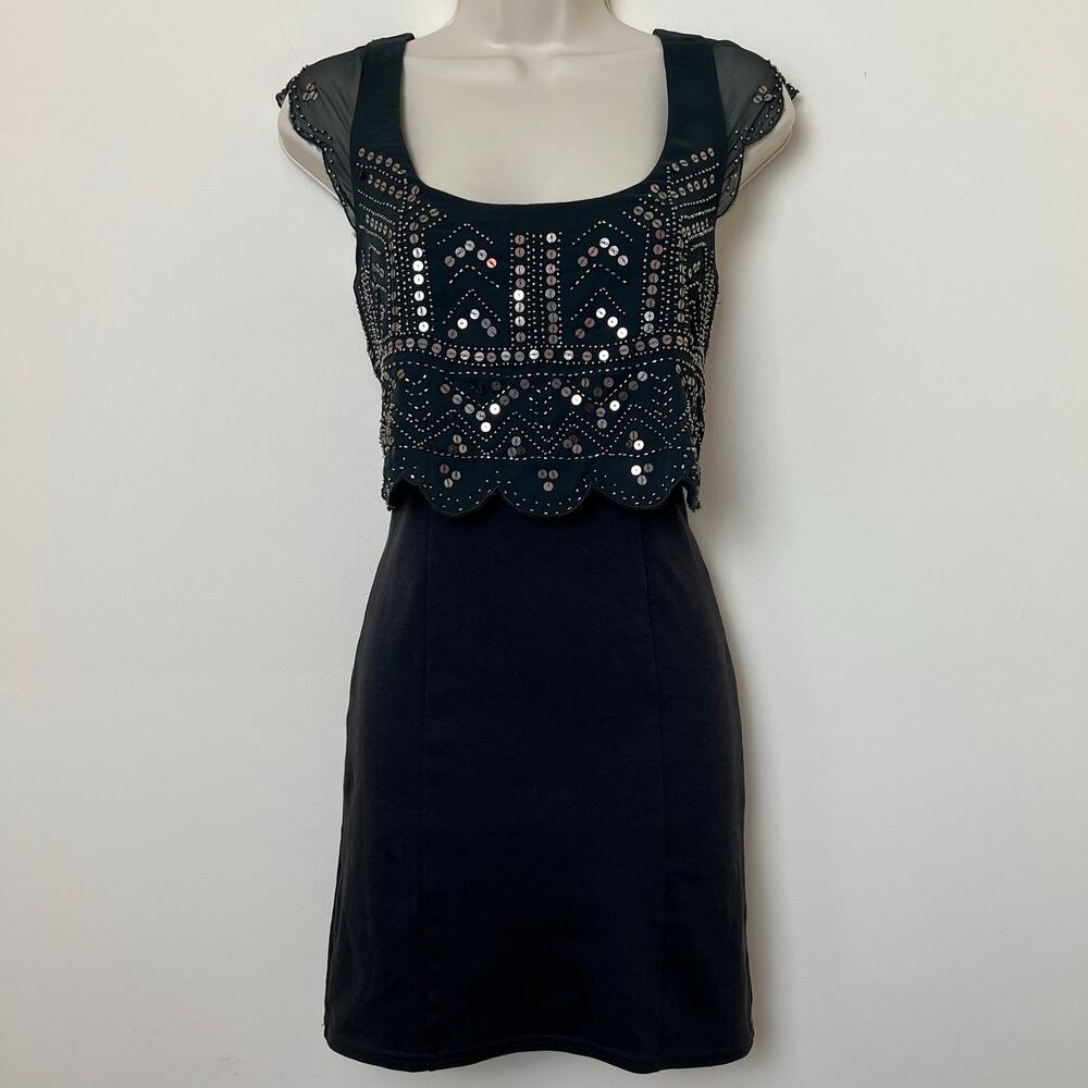 American Eagle Black Scalloped Sequin Beaded Sheer Overlay Fitted Mini Dress XS